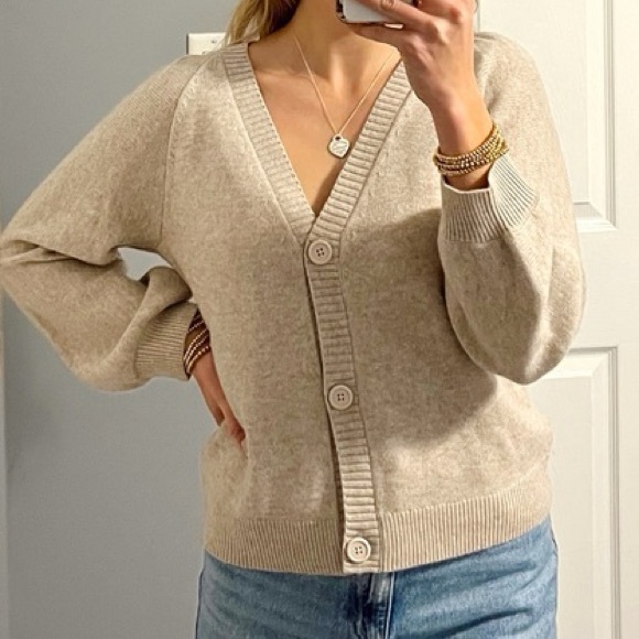 The Reset Sweaters - The Reset R Label Wool Cashmere Blend Cardigan Sweater Oatmeal Size Medium